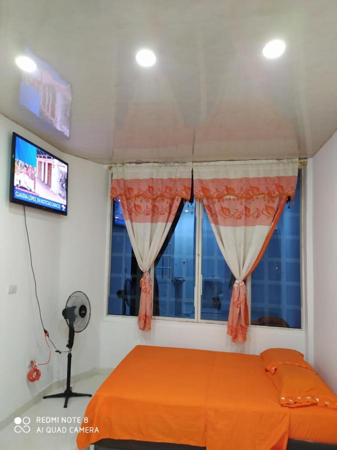 Apartaestudios El Descanso Кали Екстериор снимка
