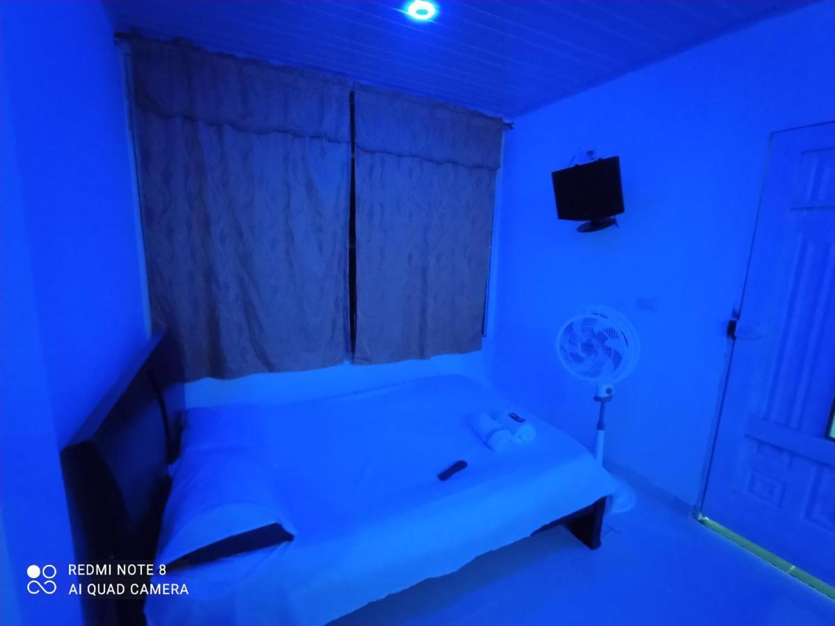 Apartaestudios El Descanso Кали Екстериор снимка