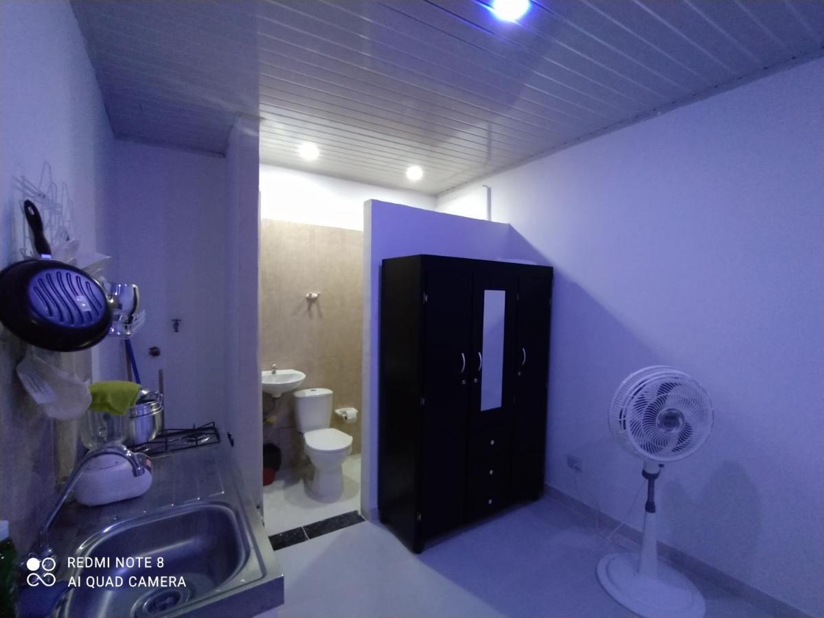 Apartaestudios El Descanso Кали Екстериор снимка